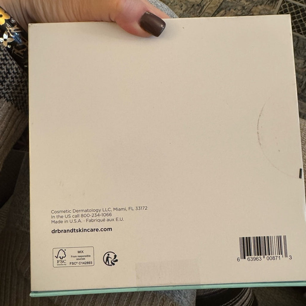 Dr. Brandt Skincare Box including Eye Gel & Wrinkle Smoothing Cream New in Box