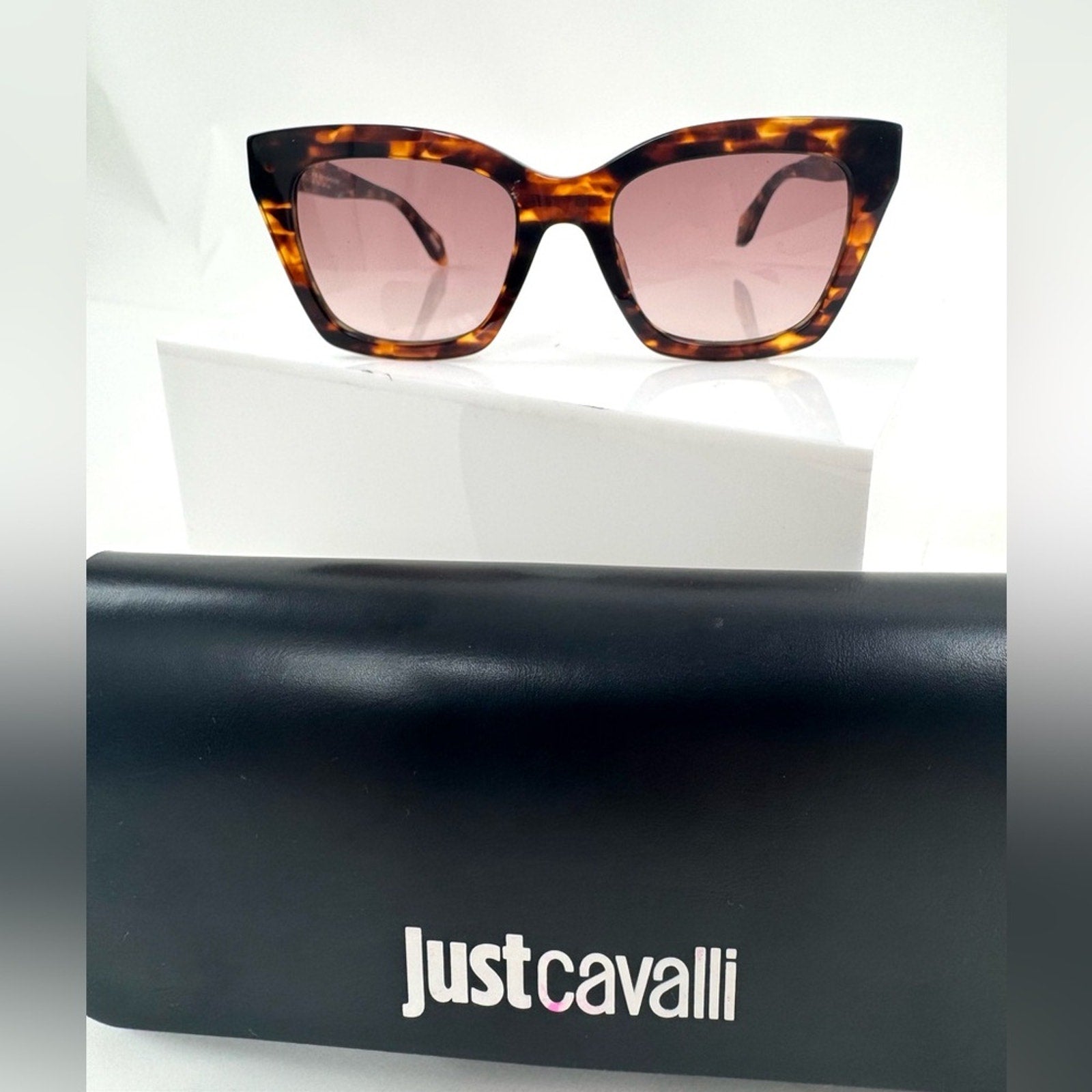 Just Cavalli, Roberto Cavalli tortoise shell cat eye sunglasses NWOT’s