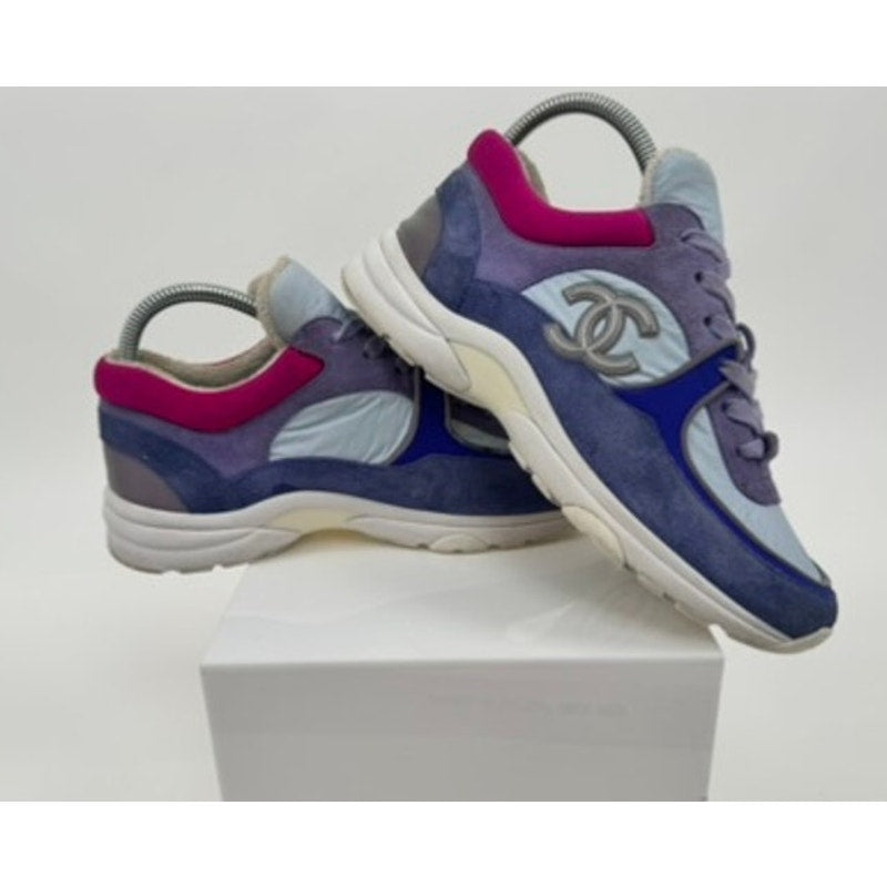 Chanel CC Logo Suede Runner Sneakers G34360 – Size 37 – Made in Italy