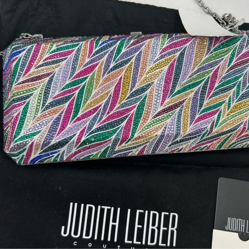 Women's Judith Lieber rectangular beach
mural clutch bag detachable chain Italy