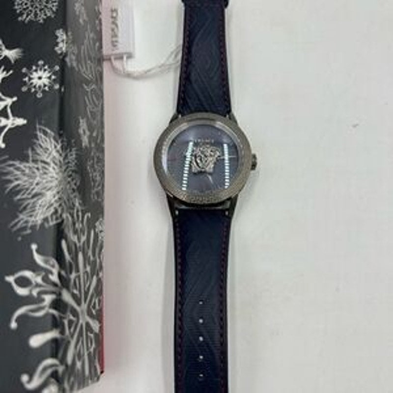 Men’s Versace Palazzo Empire blue/gray quartz 43 mm watch