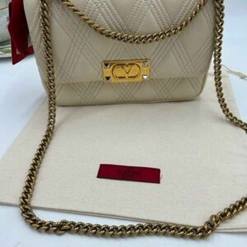 Women's Valentino Garavani QUILTIE 67 medium shoulder, Bag Nappa Leather NWT