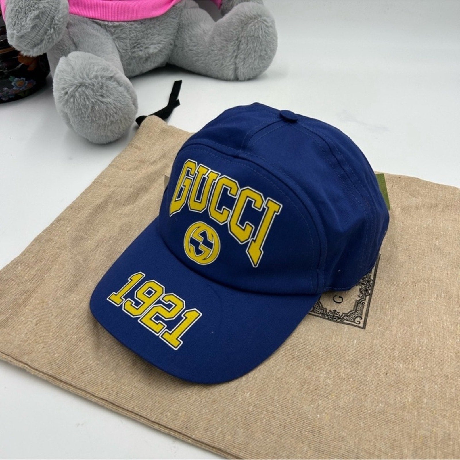 Men's Gucci 1921 logo baseball cap size medium/adjustable made in Italy