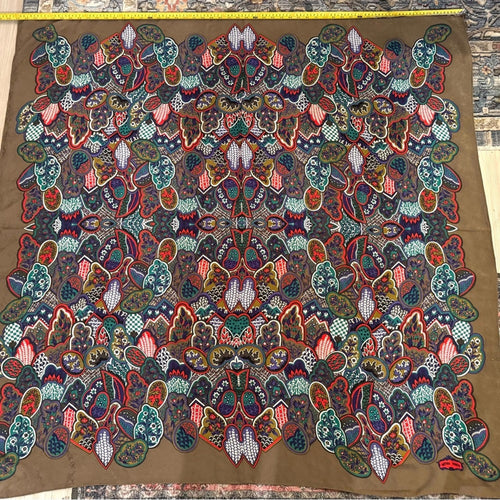 BOTEGA VENETA ENORMOUS 51” x 51”gorgeous silk Wrap/Cape/Sarong textured …