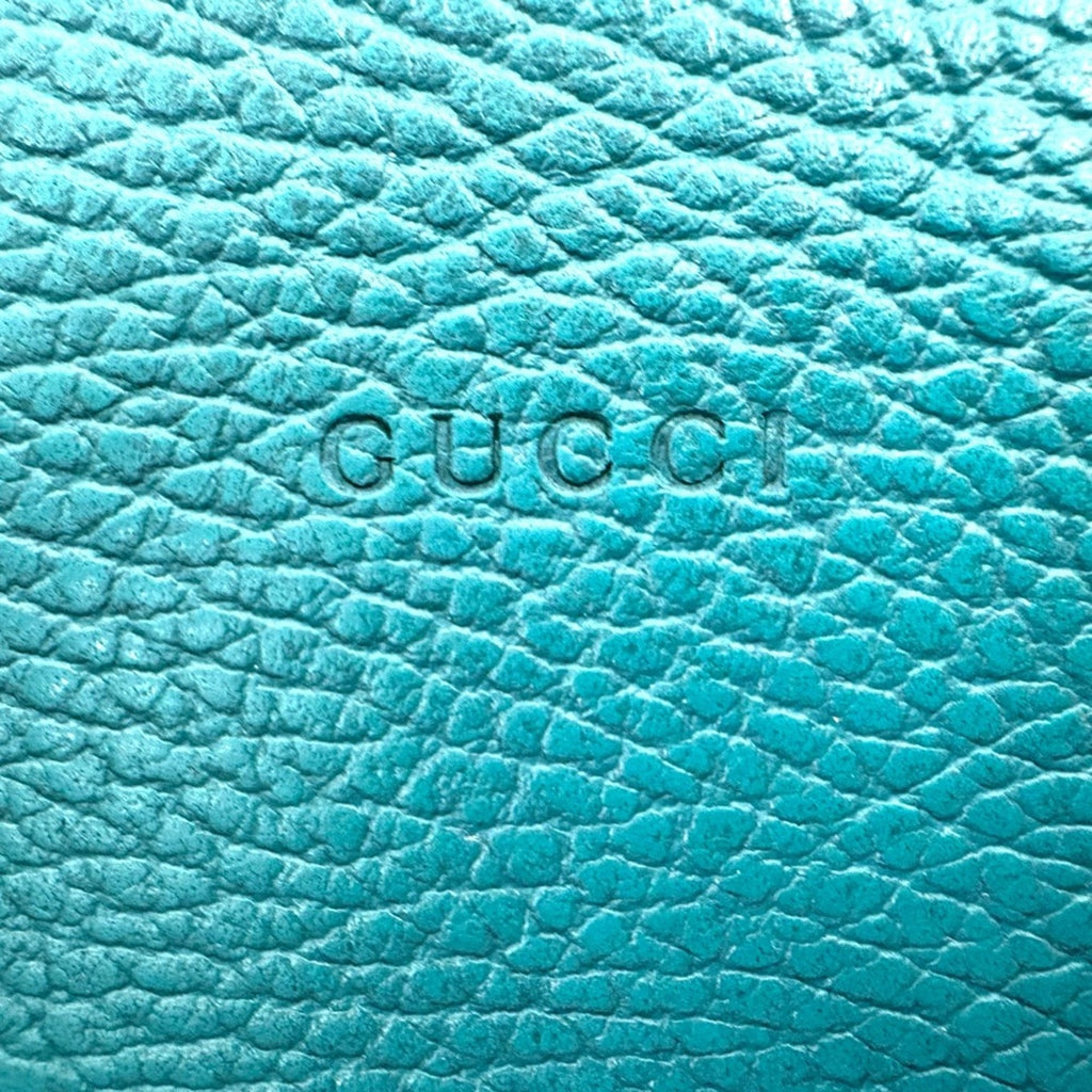 Women’s Gucci teal second bag pouch with bamboo tassels zip top closure amazing