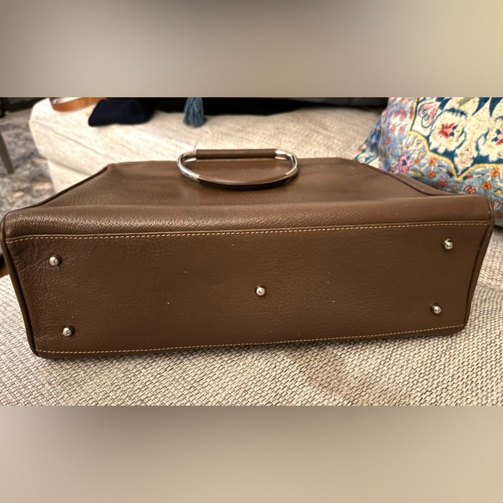 Gucci, Tom Ford era brown, leather tote w/circle top handles, 3 exterior pockets