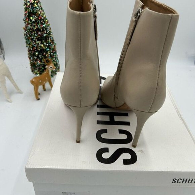 Women’s Schutz leather ankle boots size 8.5 made in Brazil