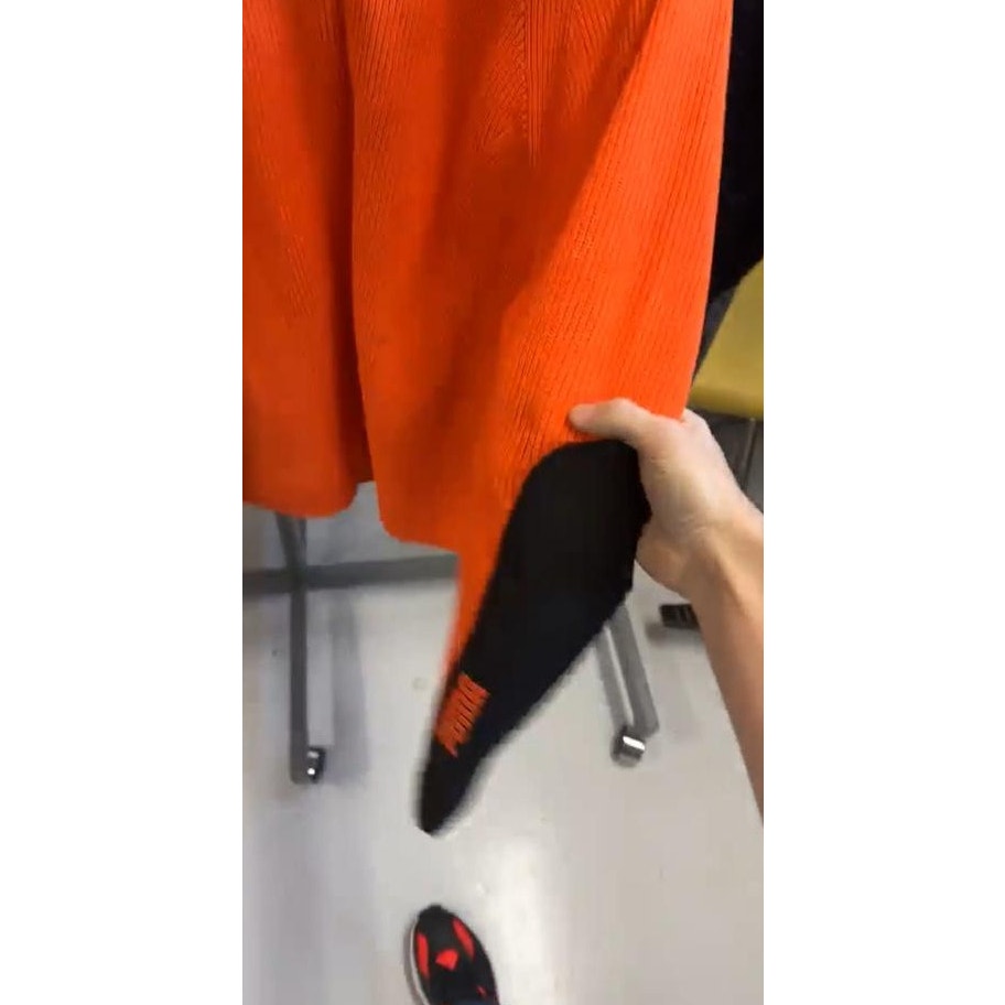 Mens RARE Puma Sample zip up Sweater -  L