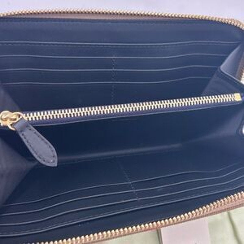 Women’s Burberry classic check zip around wallet made in Italy