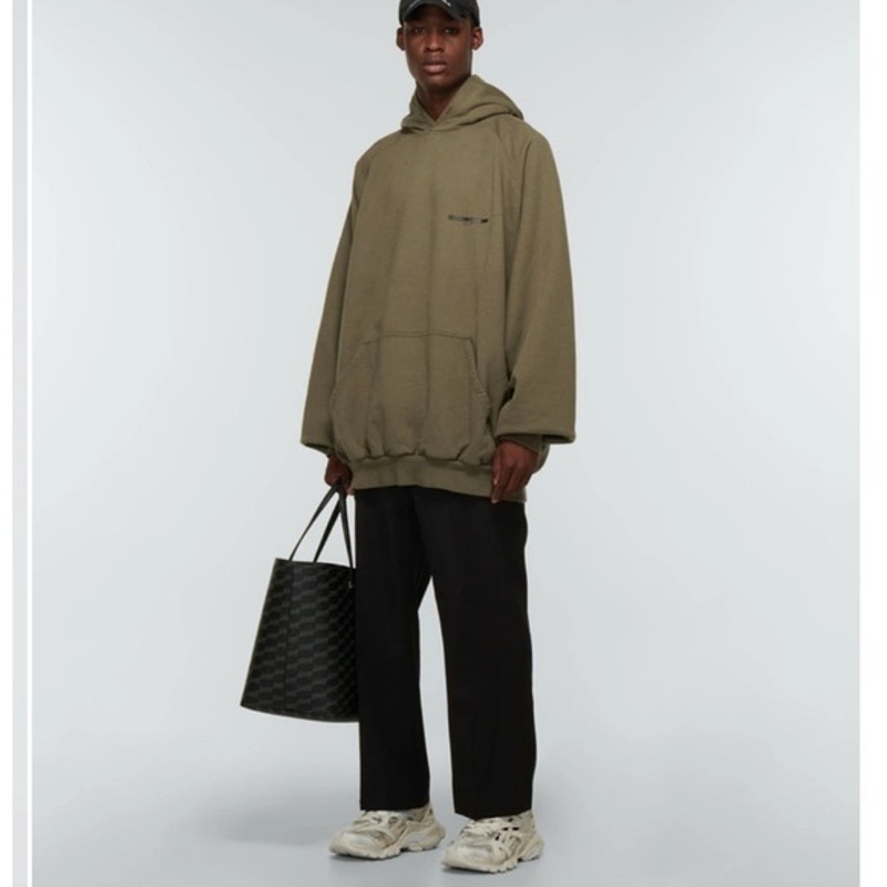 Men’s Balenciaga olive hoodie, large New without tags Strike 1917 cotton hoodie