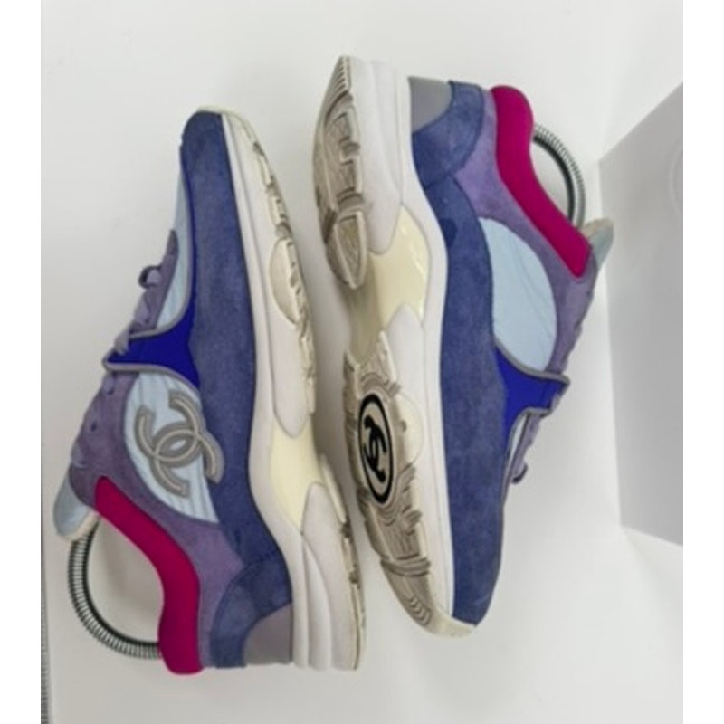 Chanel CC Logo Suede Runner Sneakers G34360 – Size 37 – Made in Italy