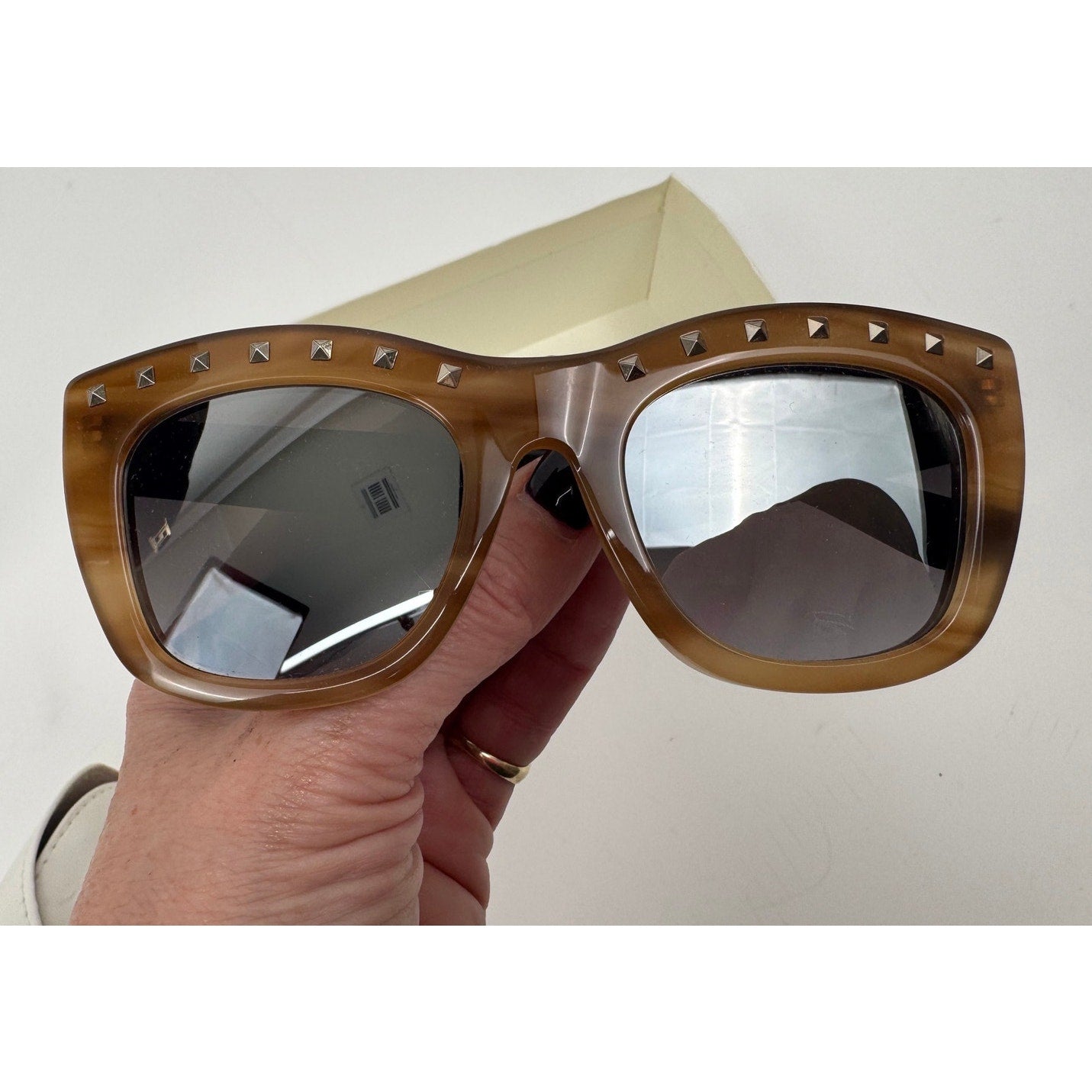 Women's Valentino NWOT Rockstud Two-Tone Cat-Eye Sunglasses