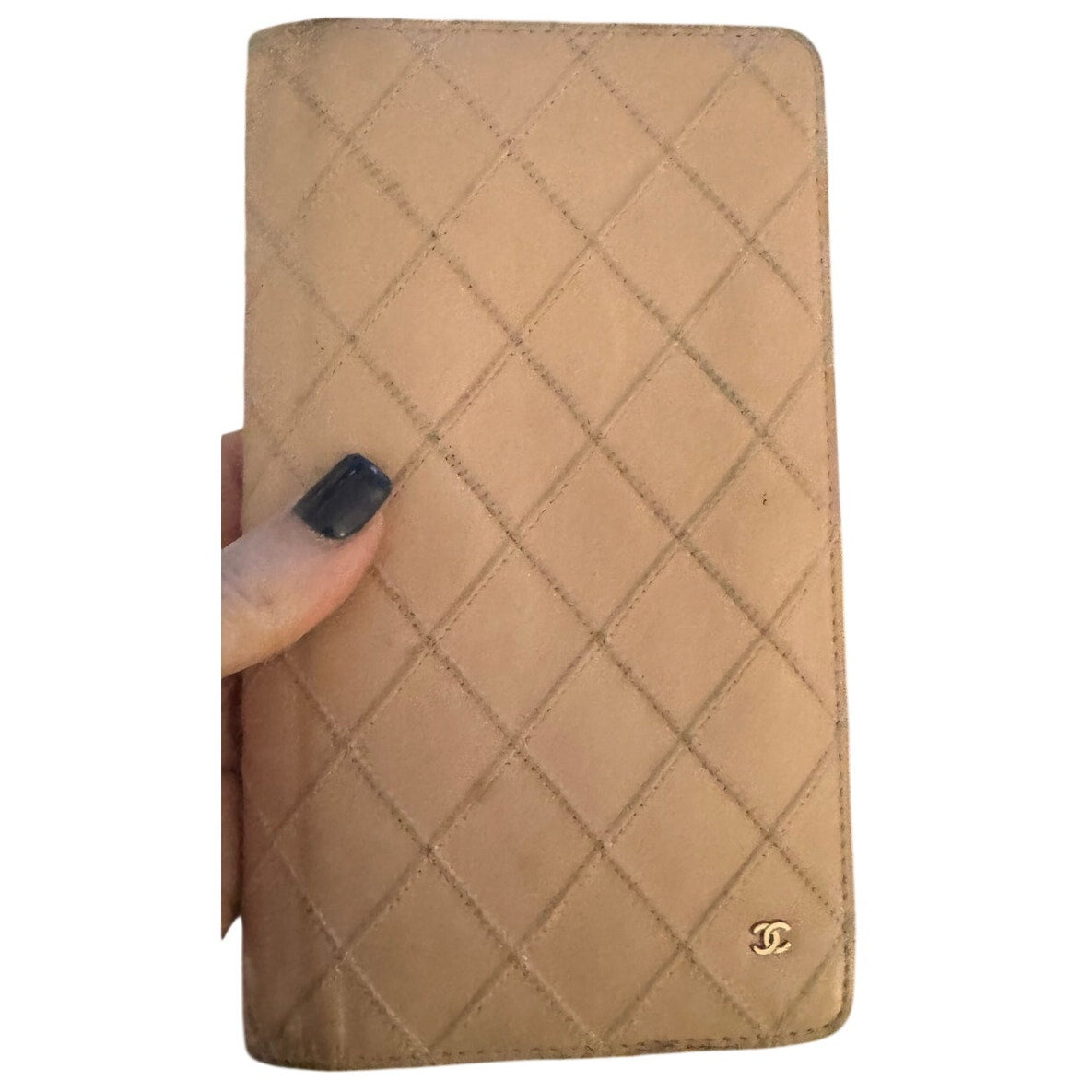 Chanel pale pink quilted leather long wallet with silver small CC on corner