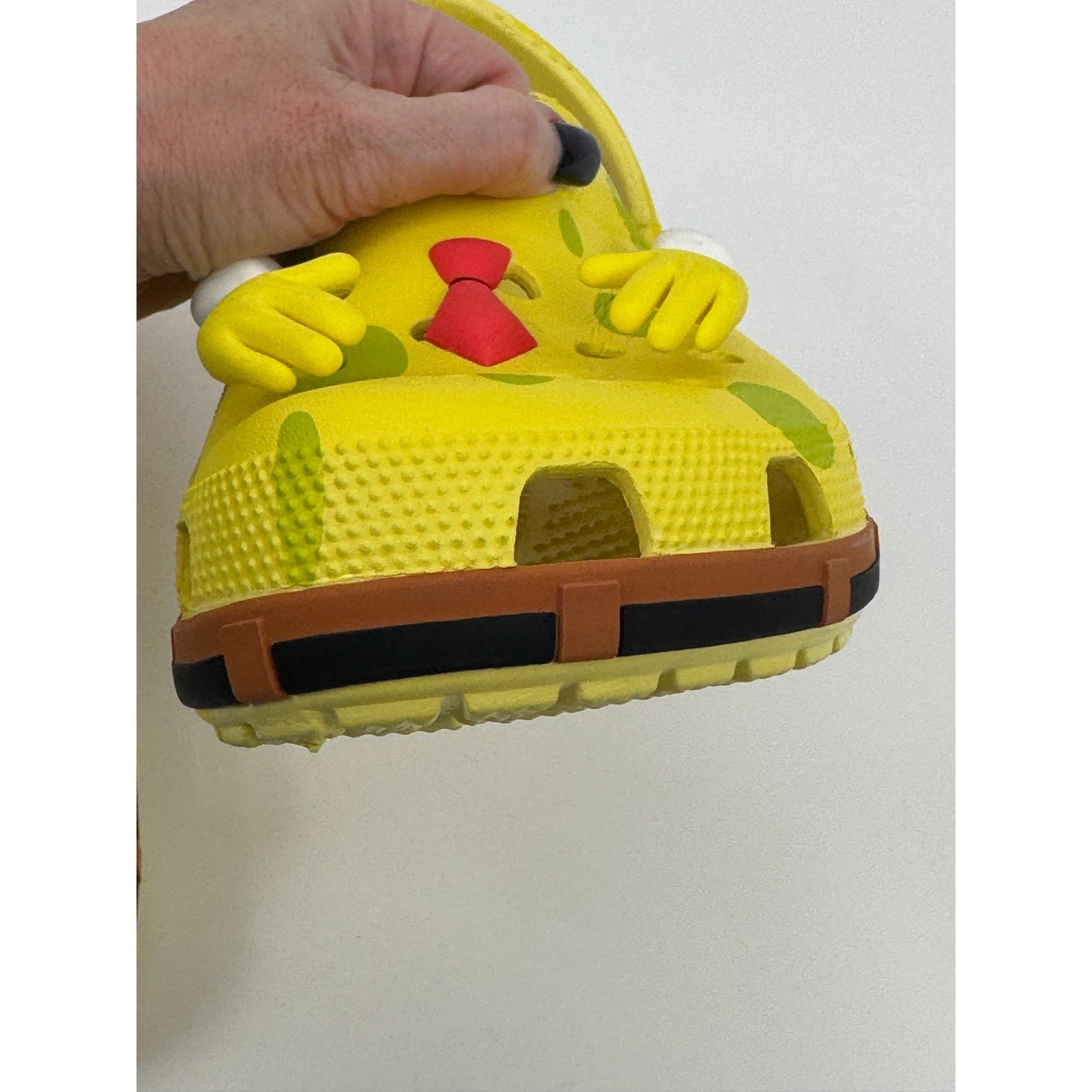 Men's Crocs x SpongeBob SquarePants Special Edition Classic Clogs Size 13