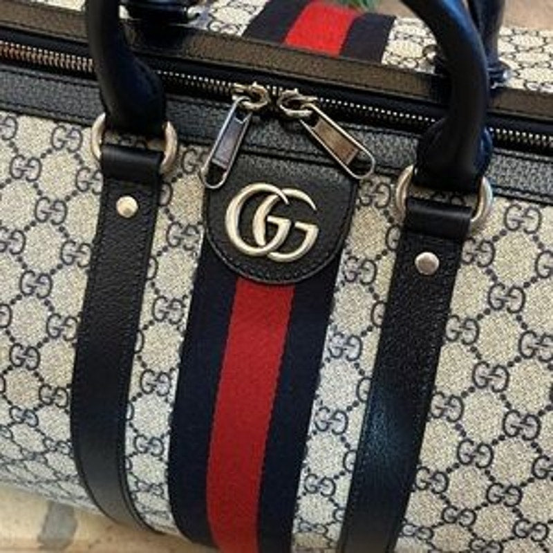 Gucci Savoy, GG Supreme large duffel bag made in Italy NWT