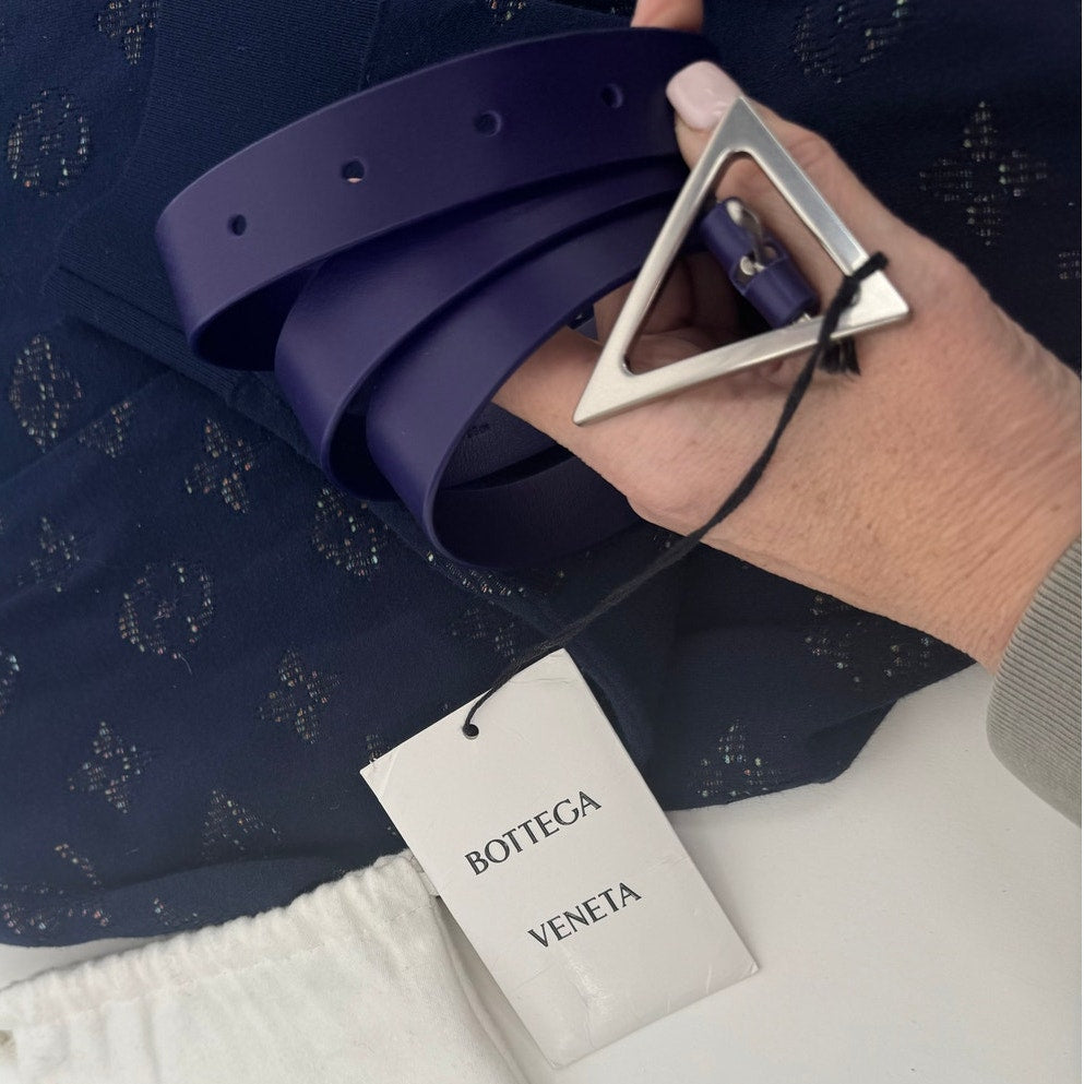 Unisex Bottega Veneta NWT Purple Leather Belt With Triangle Buckle 90cm / 36 in