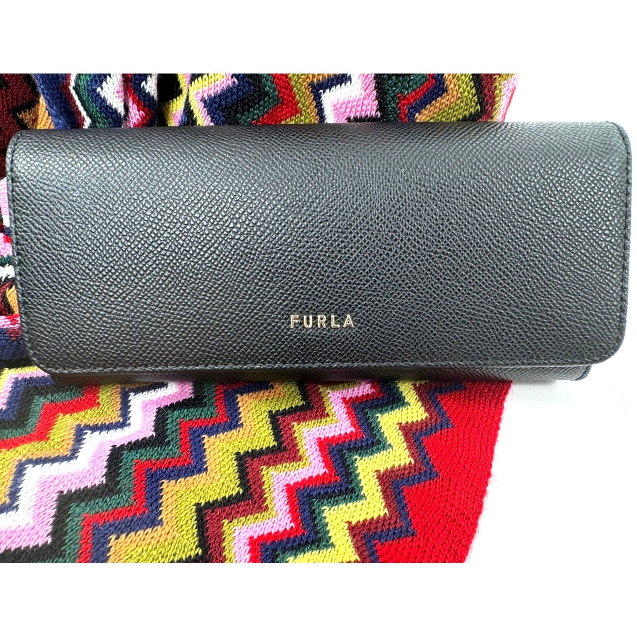 Furla NWT Black Pebble Grained Continental Trifold Wallet With Box and Bag Charm