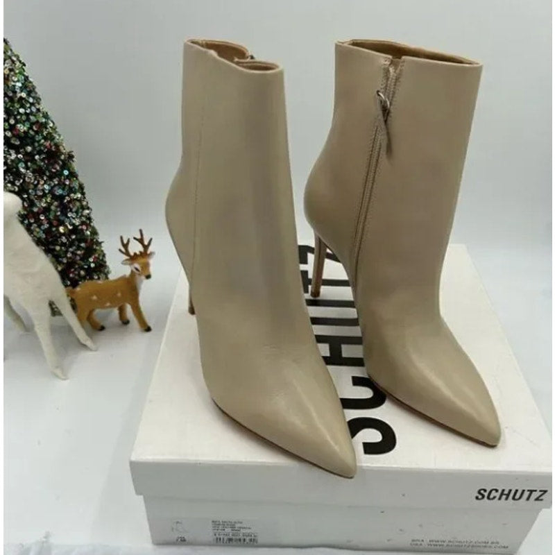 Women’s Schutz Mikki leather ankle boots size 7.5 made in Brazil