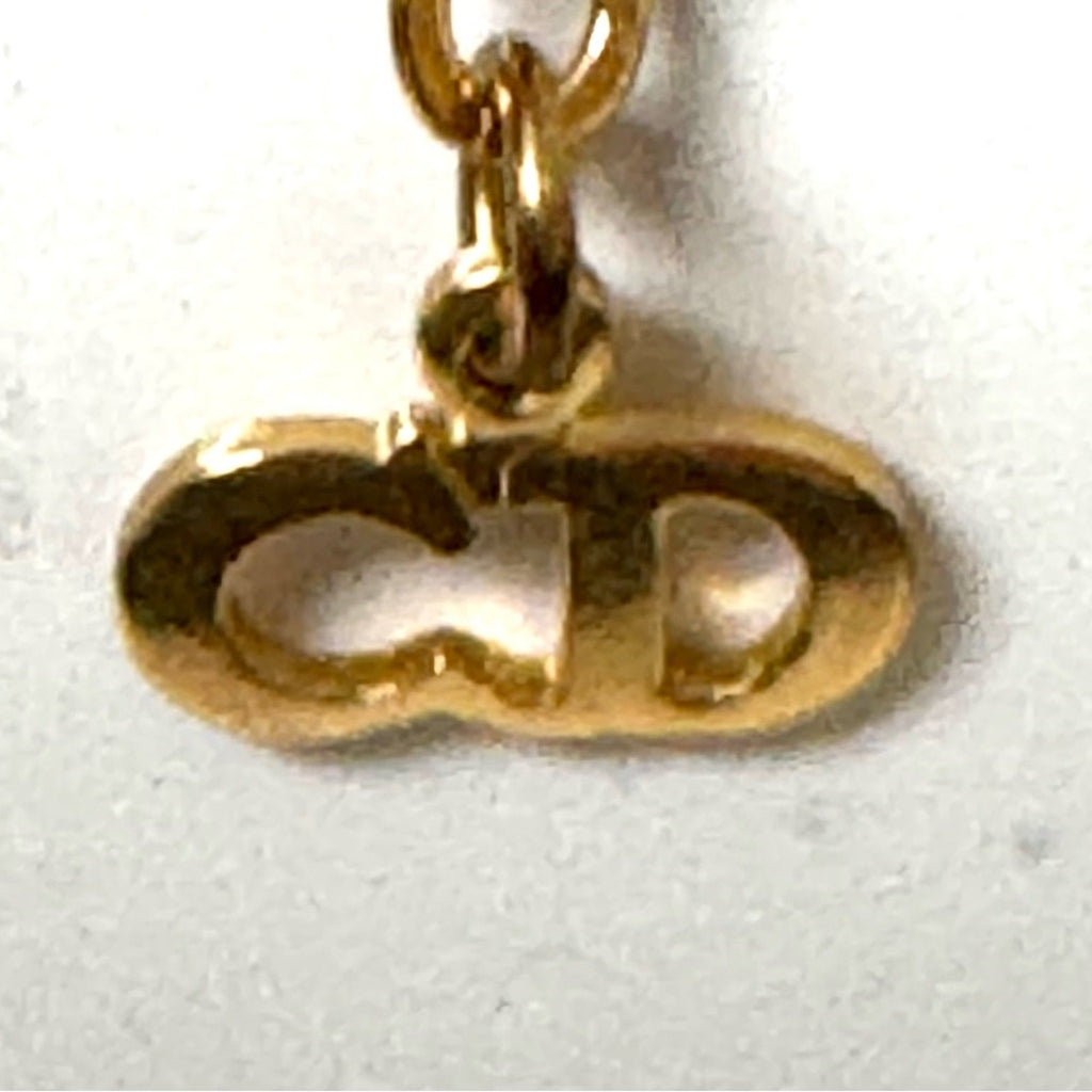 Christian Dior pendant necklace adorned with rhinestones CD clasp
