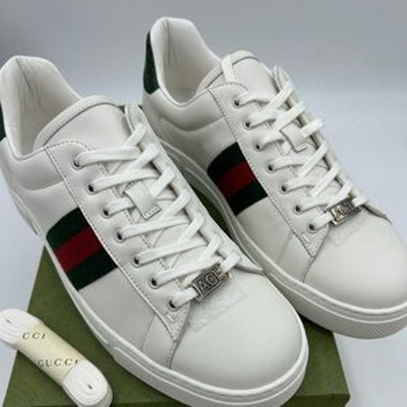 Women's Gucci, ace leather, web stripe sneakers size 40 made in Italy