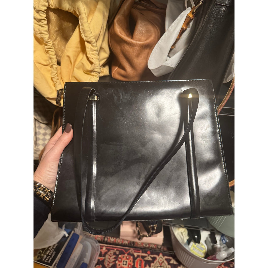 Gucci Vintage Black Leather Structured Kiss Lock Shoulder Bag
