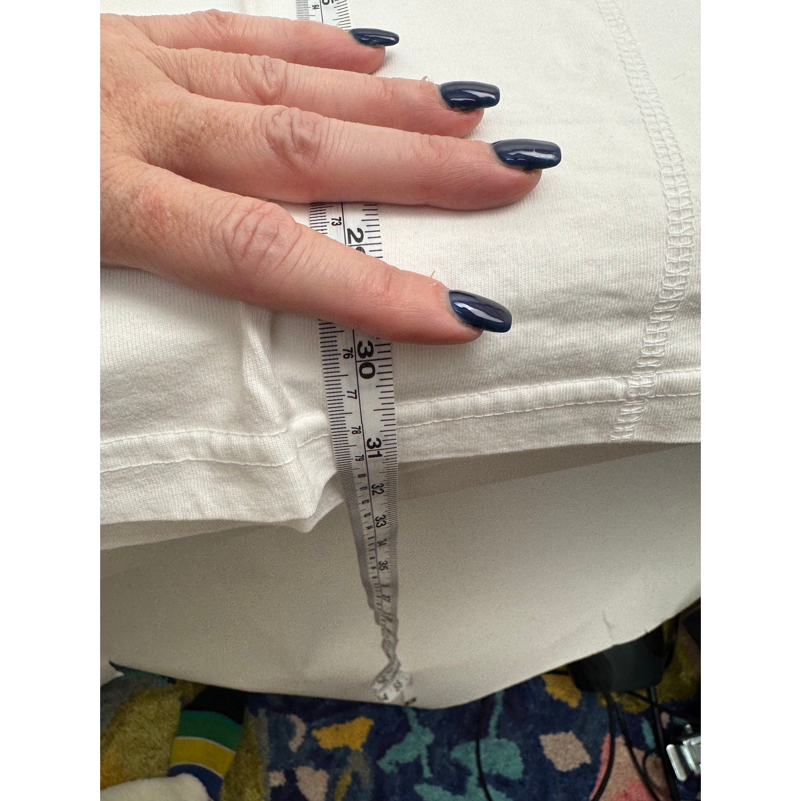 Men's Vlone x Friends NEW White and Orange Short Sleeve T-Shirt Size XL