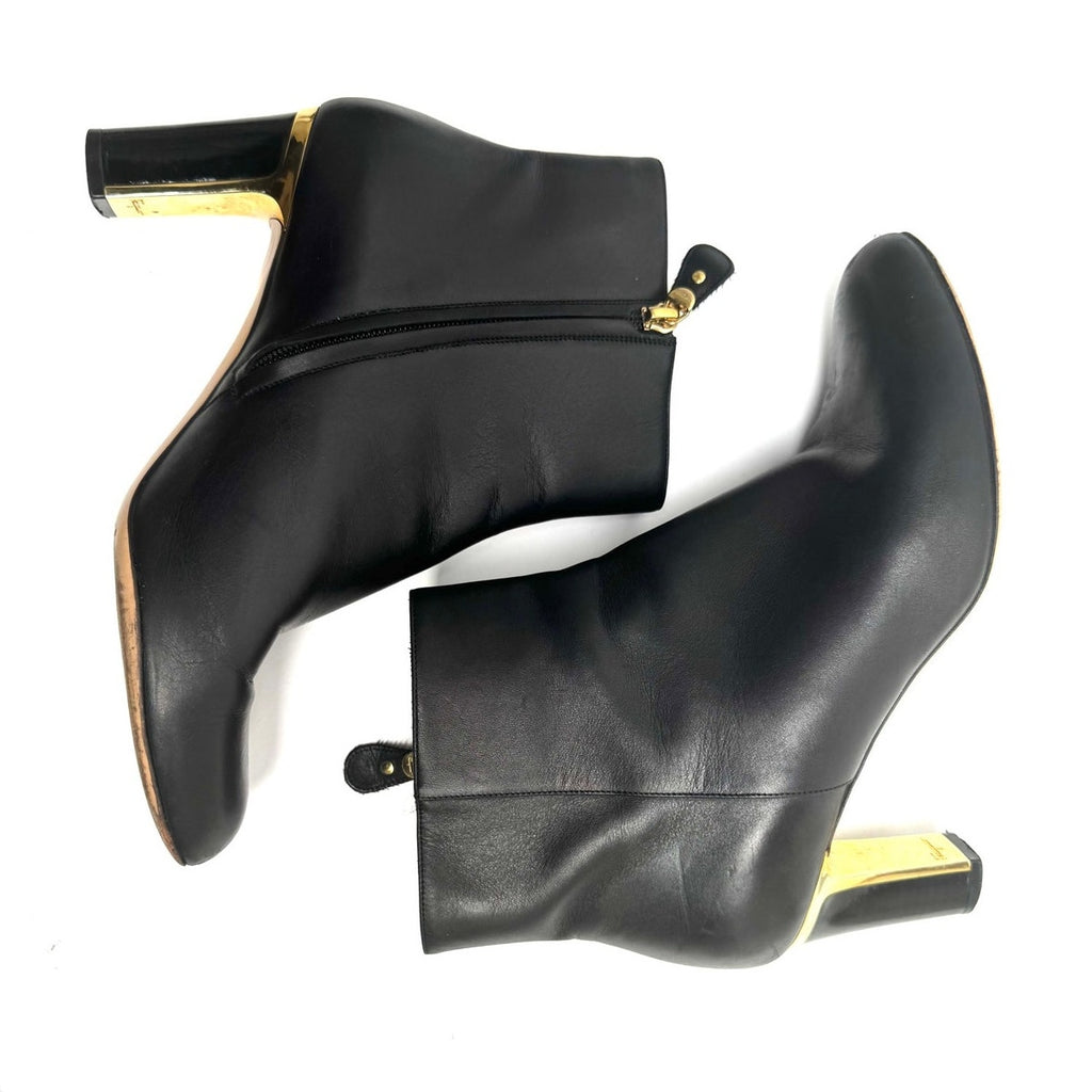 Salvatore Ferragamo Black Leather Back Zip Ankle Boots Size 8.5 B