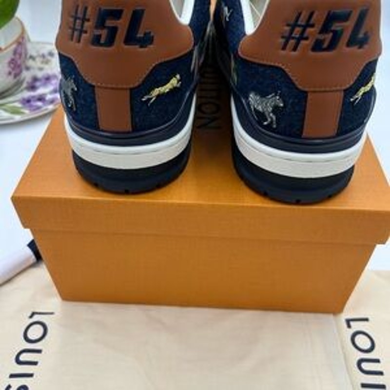 Men's Louis Vuitton LV X the DARJEELING limited edition trainer size 11 fits 12