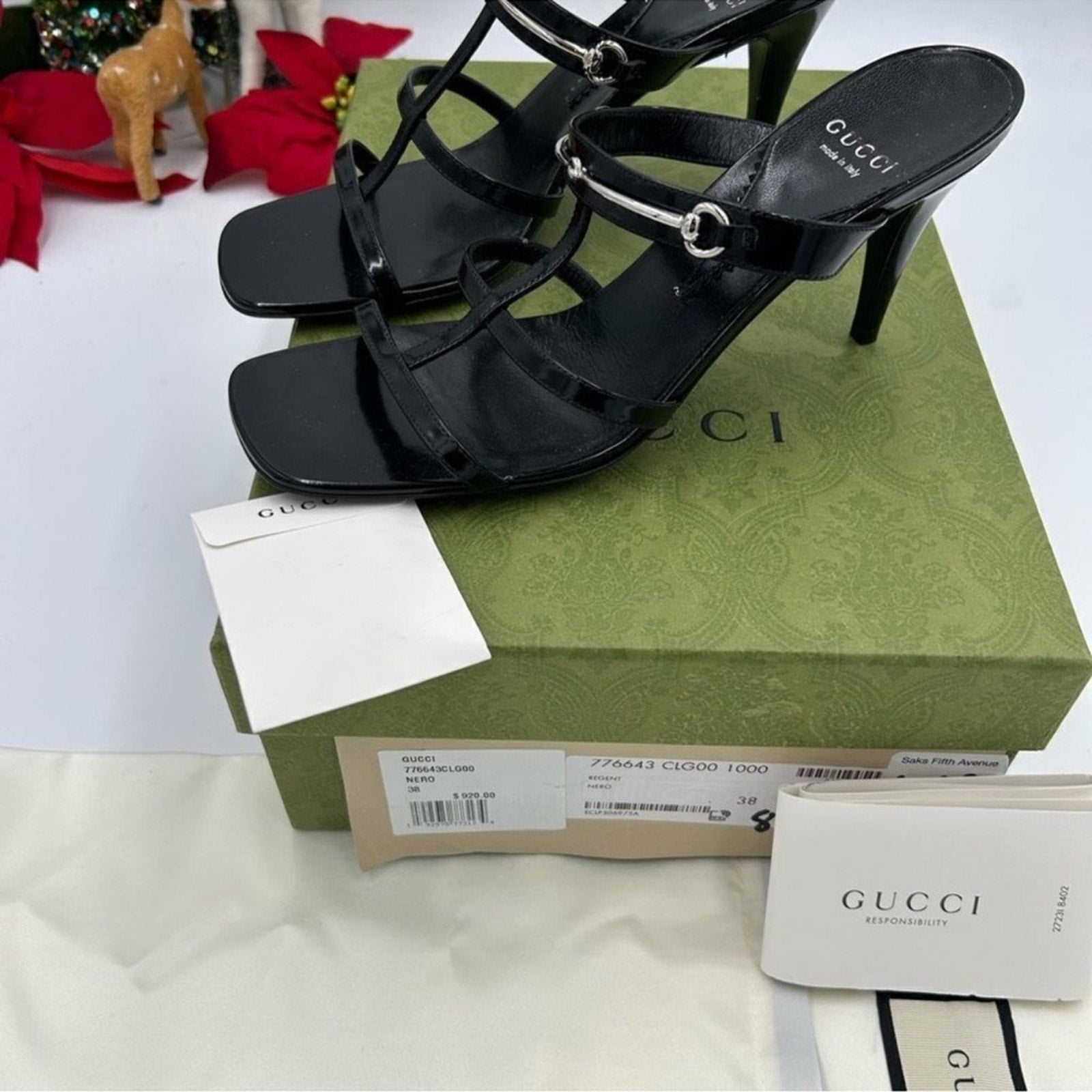Women's Gucci, leather Horsebit sandals 
Size 38 
Made in Italy