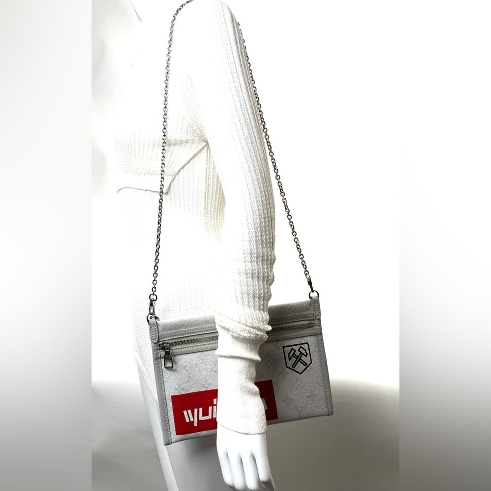 Louis Vuitton x Virgil Abloh (RIP)Spec. Ed/Grey,MLK, reference to I Had A Dream