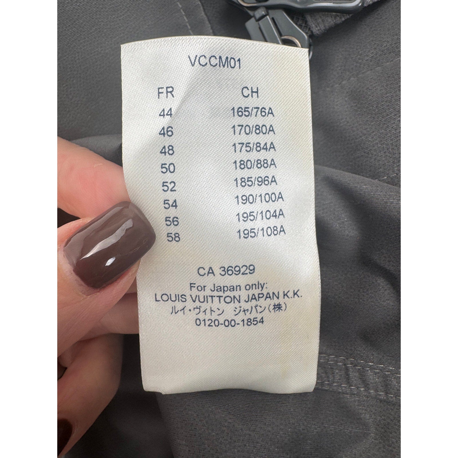 Mens Louis Vuitton 2054 Jacket by Virgil Abloh (Fits L)