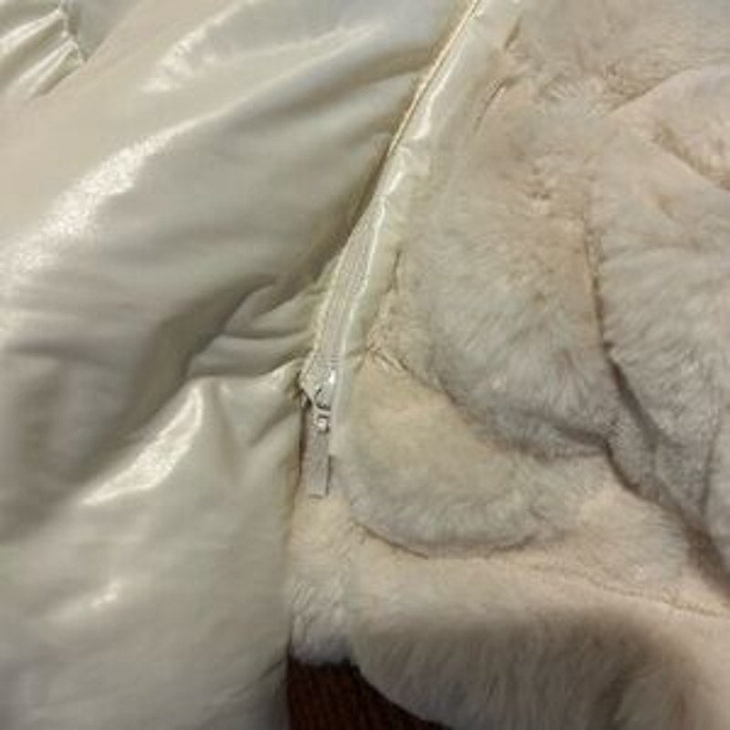 Women's Moncler White faux fur detachable hood down jacket size 3 NWT