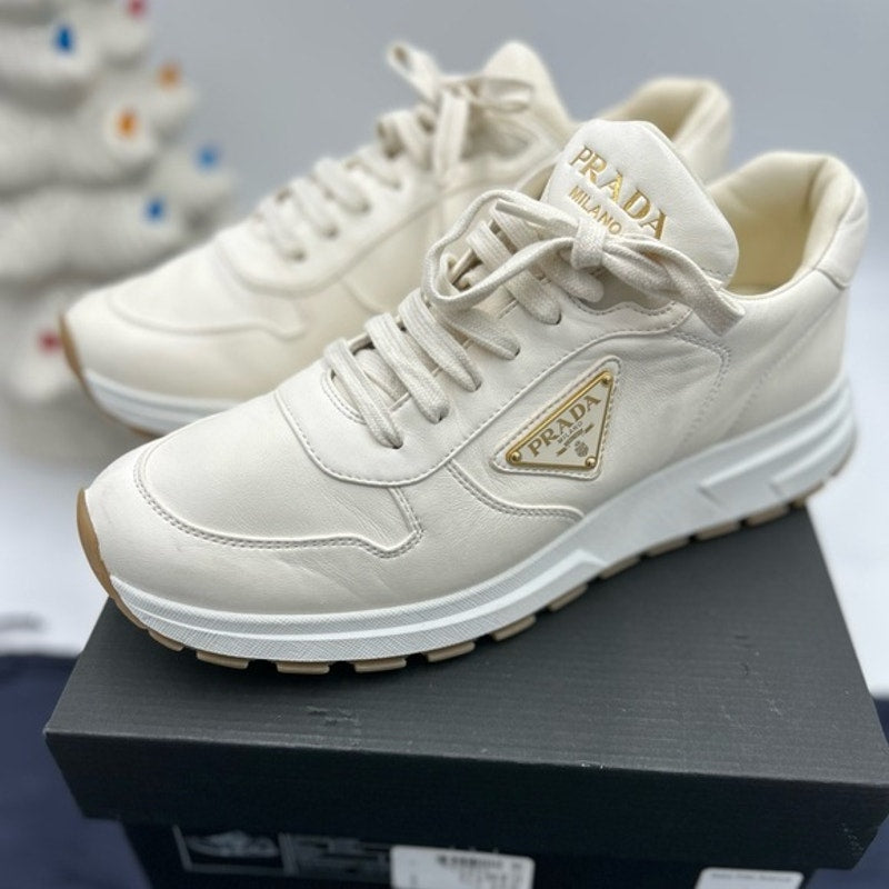 Men's Prada triangle logo leather sneakers size 8 fits 9 US made in Italy