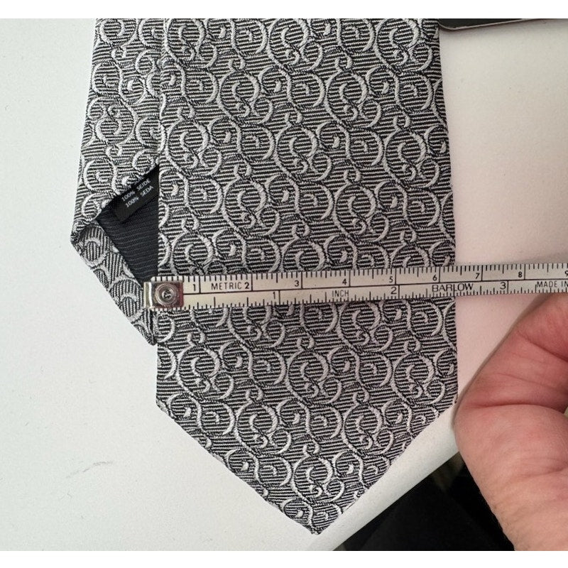 Dolce & Gabbana NWT Men’s Silver Patterned Silk Tie Made in Italy