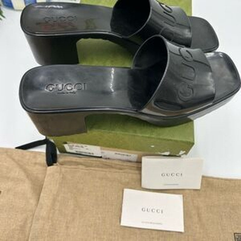 Women’s Gucci, rubber block, low heel slides, size 41 made in Italy