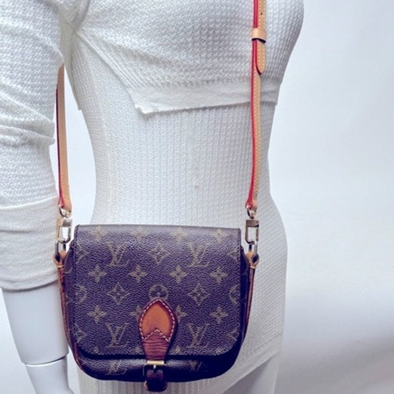 Louis Vuitton Monogram Mini St. Cloud Interior perfect/buckle works great!!