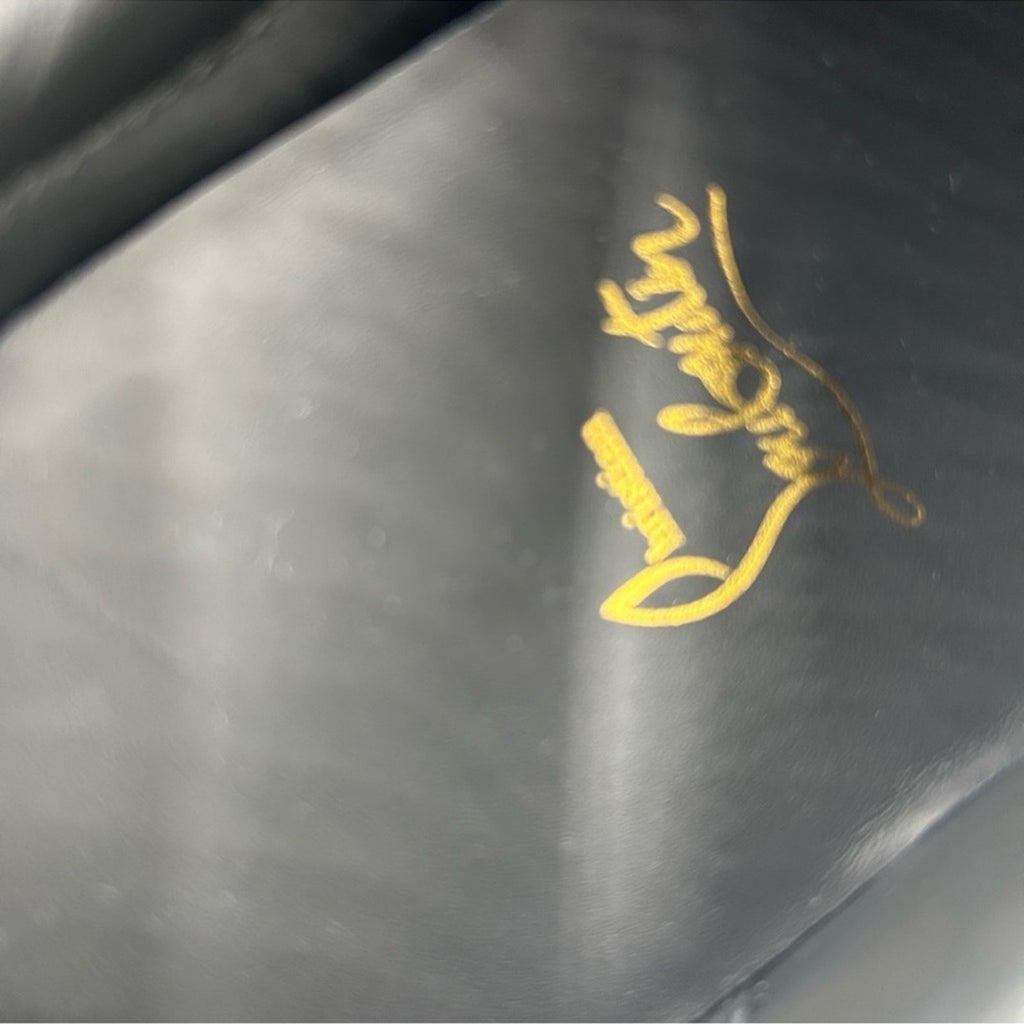 Men's Christian Louboutin, Louis Jr, spikes
Orlato flat sneakers size 42 Italy