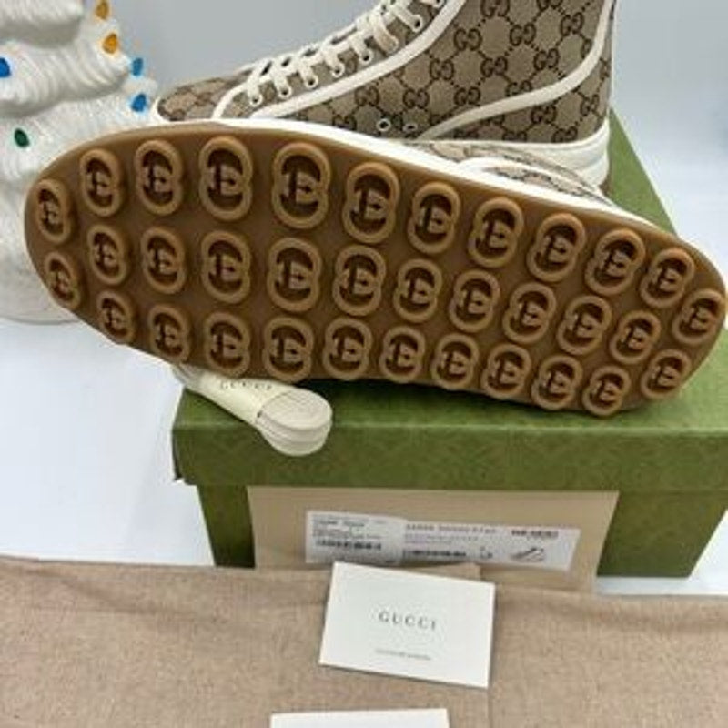 Men's Gucci tennis 1977 high top canvas sneakers size 9, made in Italy