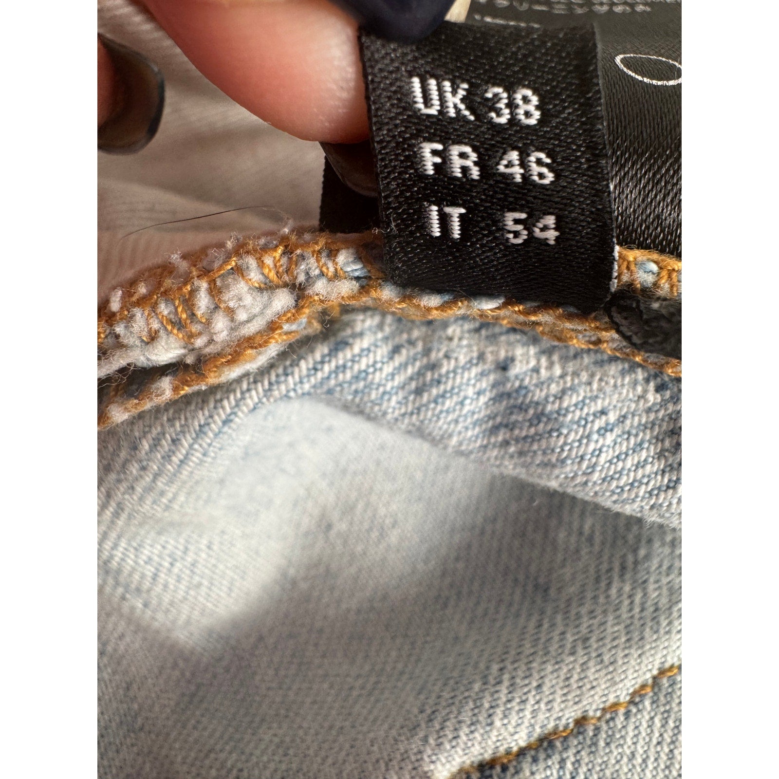 Men's Amiri MX1 Light Indigo Wash Vintage Tee Animation Patch Jeans Size 38