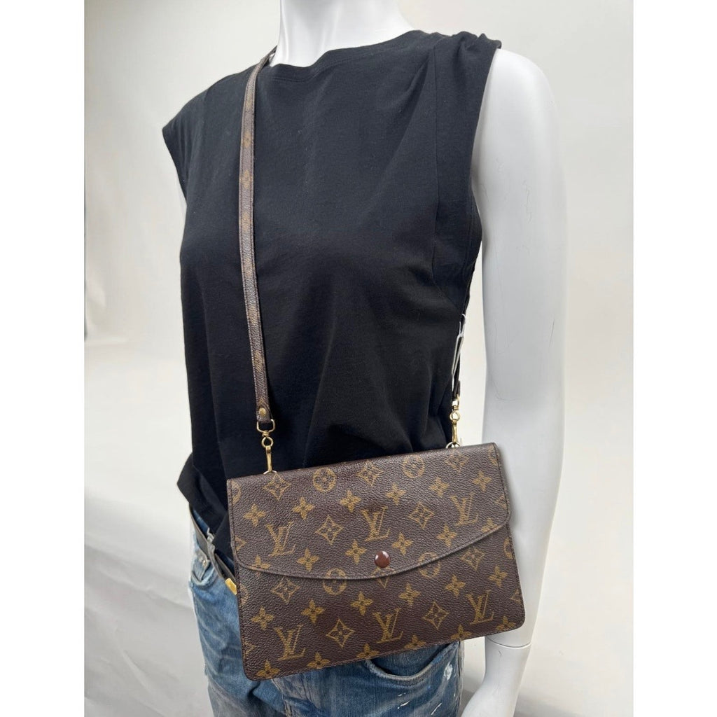 Women's Louis Vuitton Monogram Pochette Double Rabat Shoulder Bag