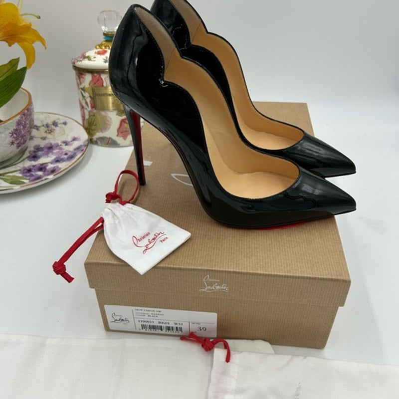 Women's Christian Louboutin hot chick 100 patent leather pumps size 39