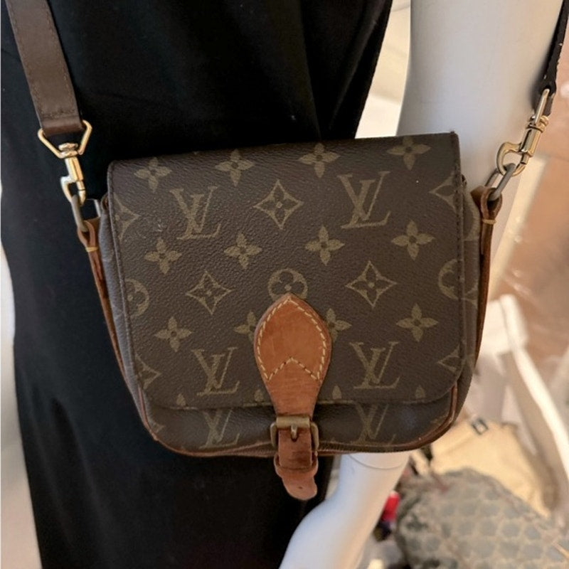 Louis Vuitton Monogram Mini St. Cloud Interior perfect/buckle works great!!