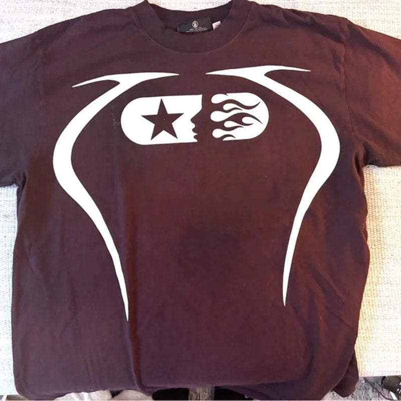 Hellstar Size Large NWOT’s maroon and white graphic T ..oversized heavyweight