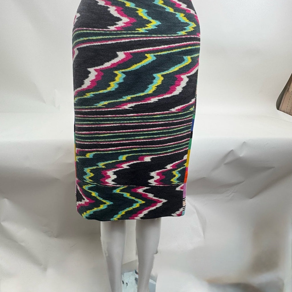 Missoni flame stitch set, cotton fabric top Size 10, Skirt Size 8 RUNS LARGE