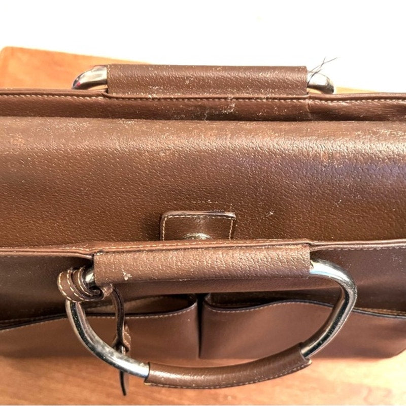 Gucci Tom Ford Brown Leather Silver circular top handle, 2 pocket snap top tote