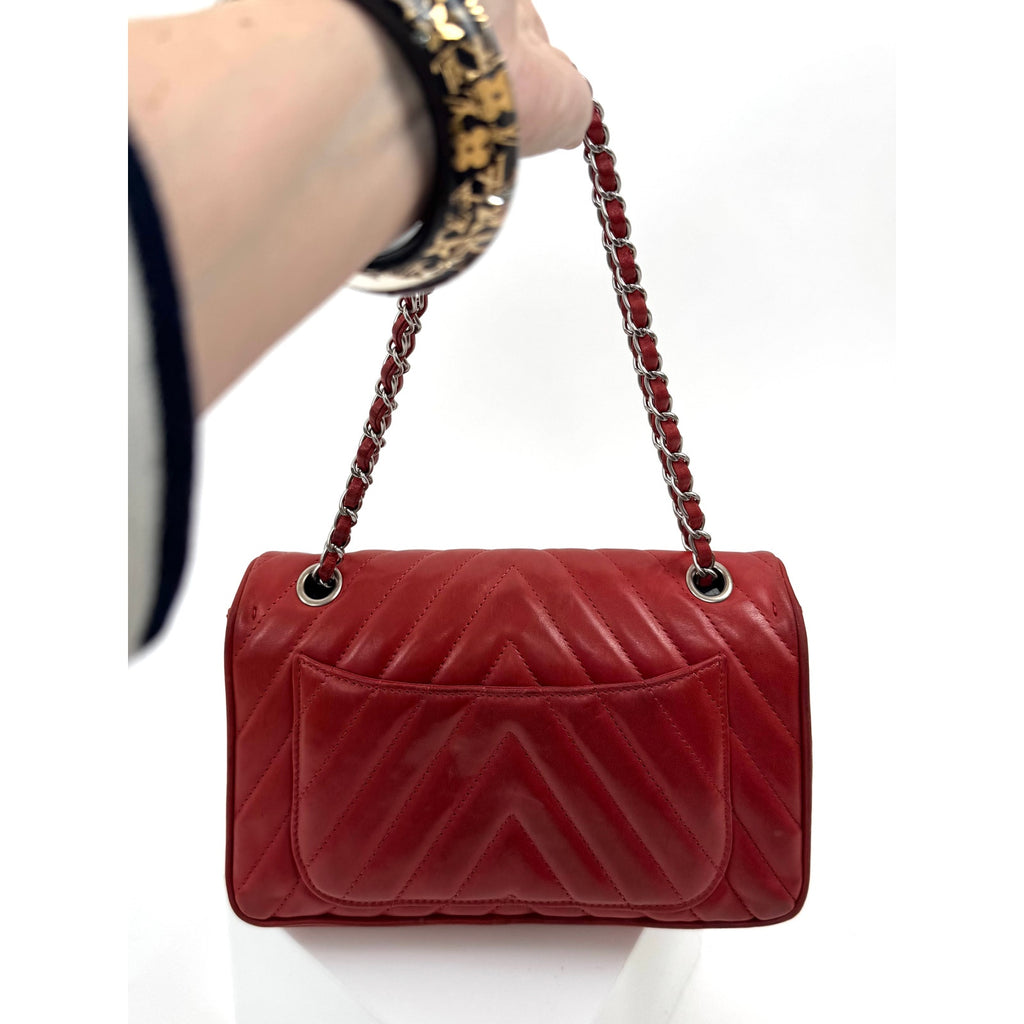 Chanel Red Chevron Leo Lion Flap Bag Lambskin Leather Shoulder Bag