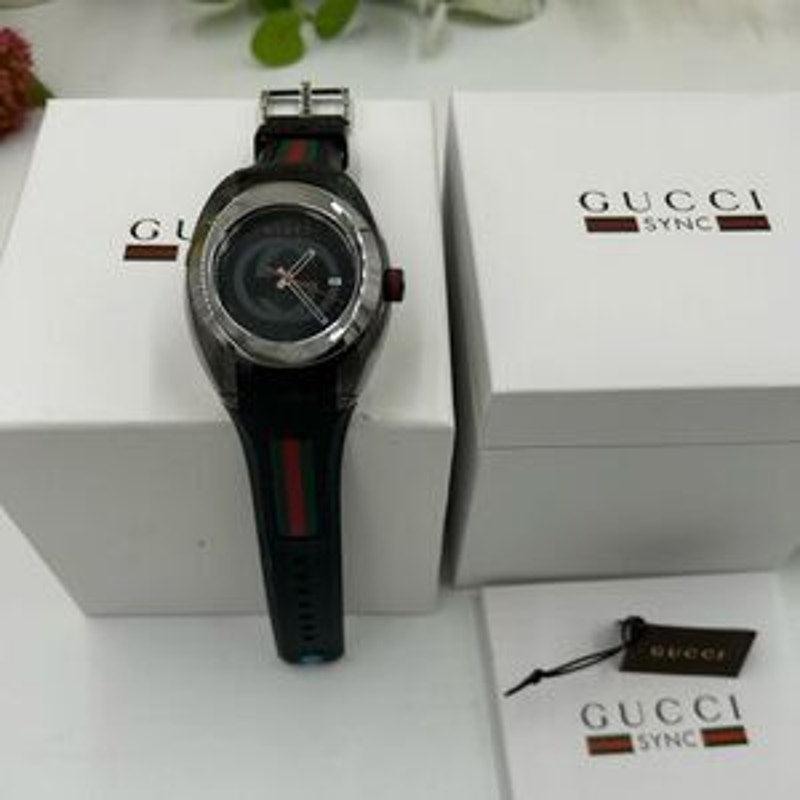 Unisex Gucci sync quartz watch made in Italy