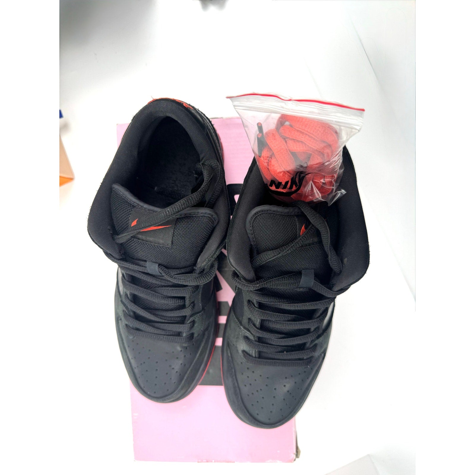 VNDS Nike SB Dunk Low TRD QS "Black Pigeon" Size 9