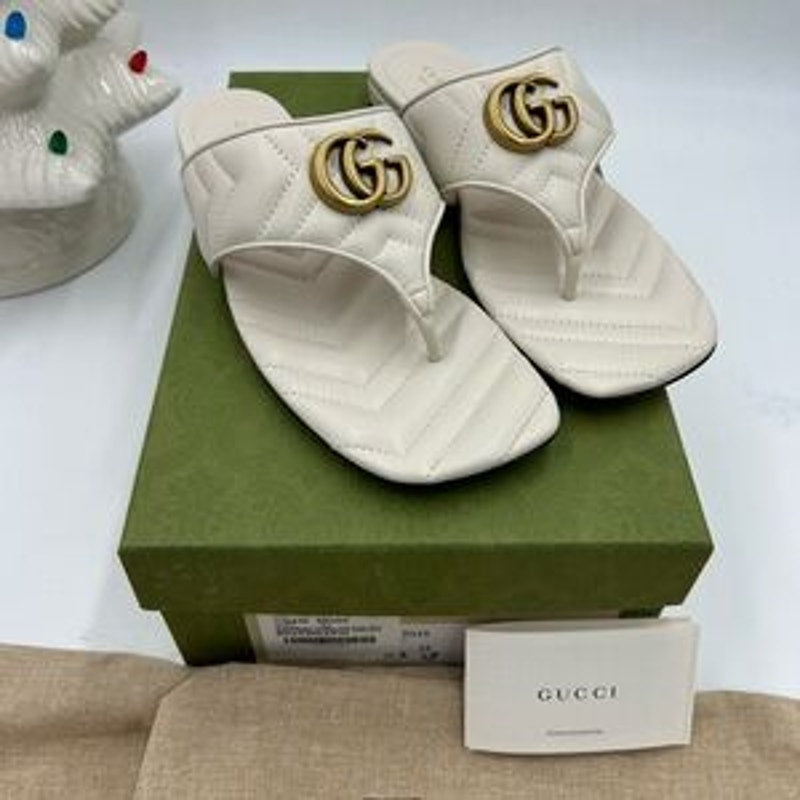 Women's Gucci, quilted leather thong sandals in Mystic white size 39 made Italy