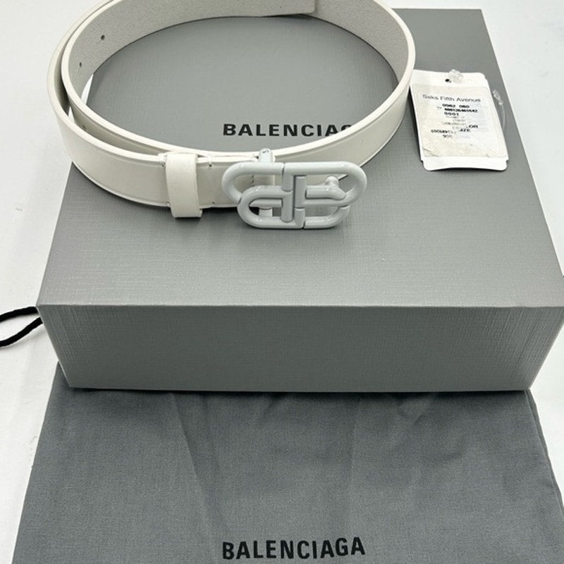 Women's Balenciaga BB white leather belt size 65 cm/26 inches made in Italy